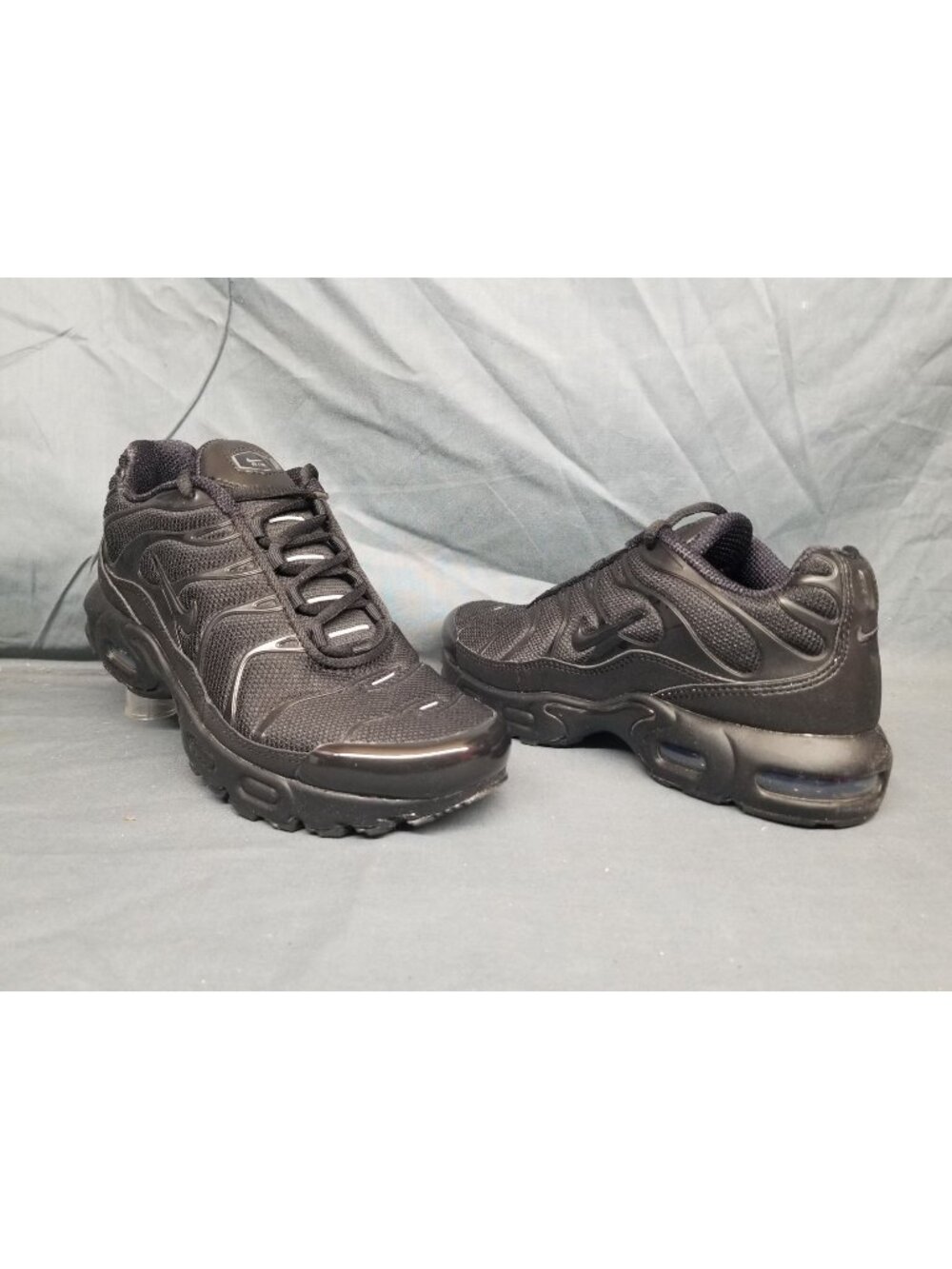 Nike Air Max Plus (PS) Sneakers Mesh Black Kids Size 12c BRAND NEW IN BOX!